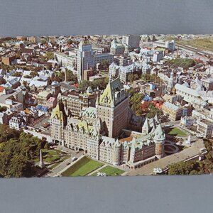 Share Vintage Postcard - Quebec City Aerial Photo - Dexter Press